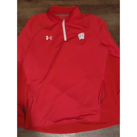 Under Armour Wisconsin Badgers Pullover 1/4 Zip Athletic Top - Picture 1 of 10